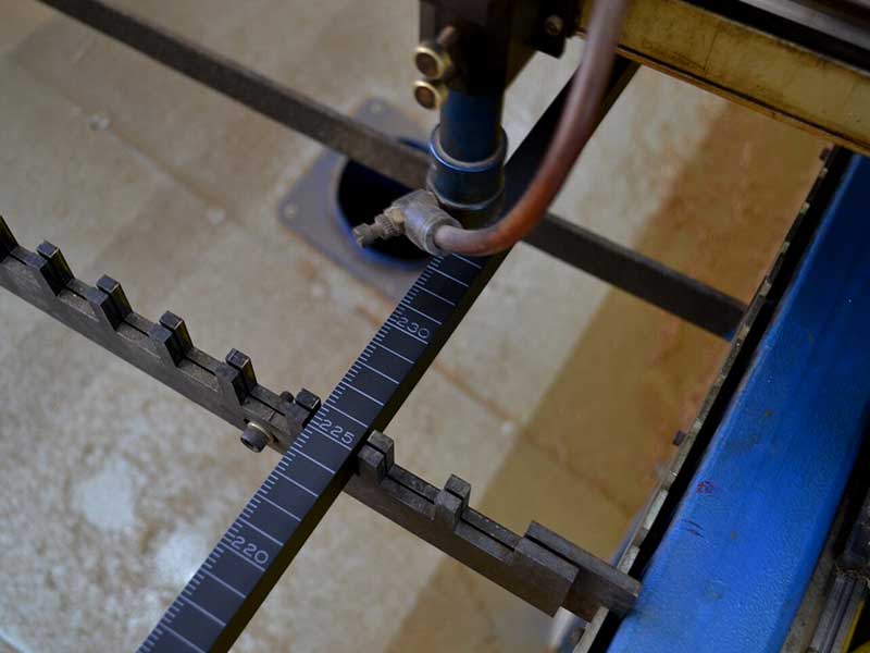 Aluminum Dipsticks 1
